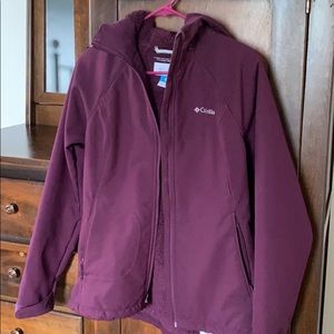 Columbia Omni-wind block women’s jacket.